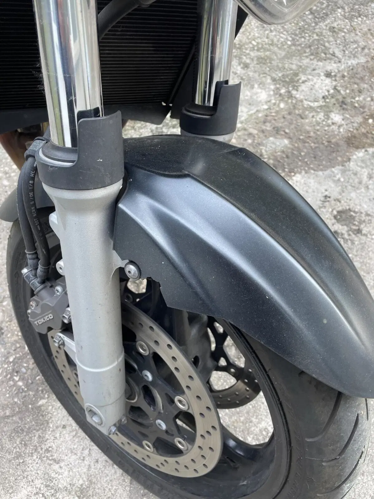 Suzuki GSR 600 (2006 - 11) (6)
