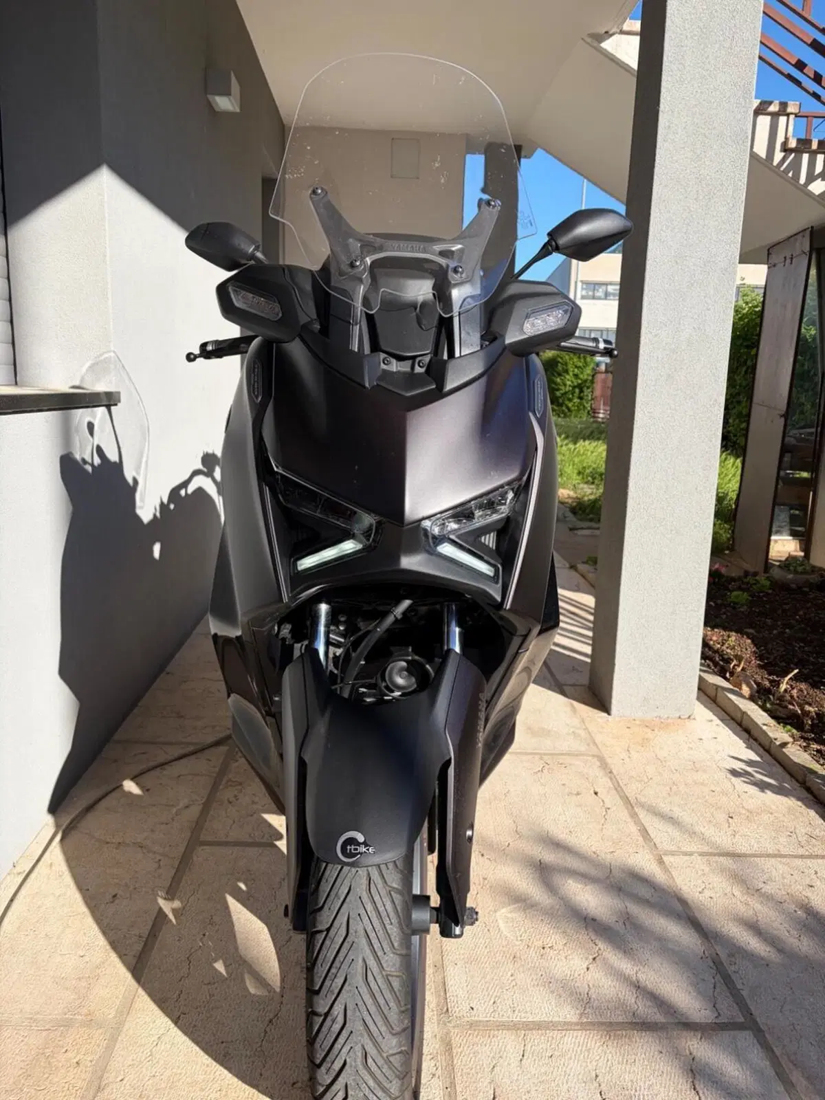 Yamaha X-Max 300 Tech Max (2025 - 26) (6)