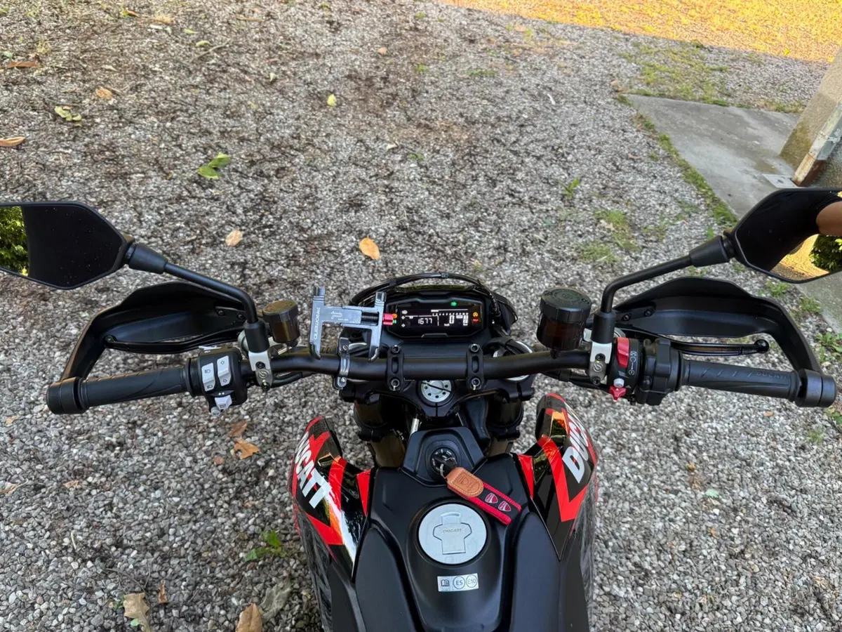 Ducati Hypermotard 698 Mono RVE (2024 - 26) (4)
