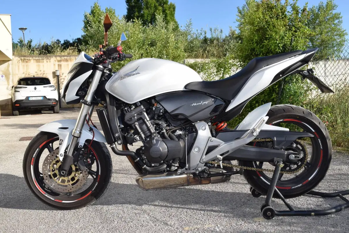Honda Hornet 600 (2011 - 13) (4)