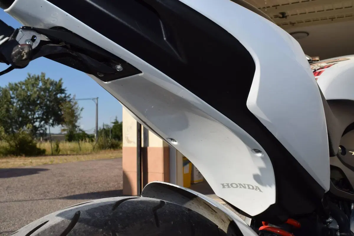 Honda Hornet 600 (2011 - 13) (9)