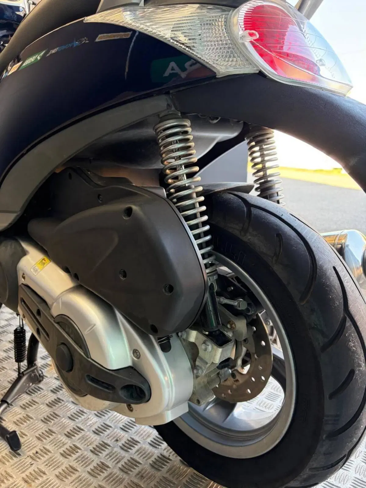 Aprilia Scarabeo 500 (2007 - 12) (16)