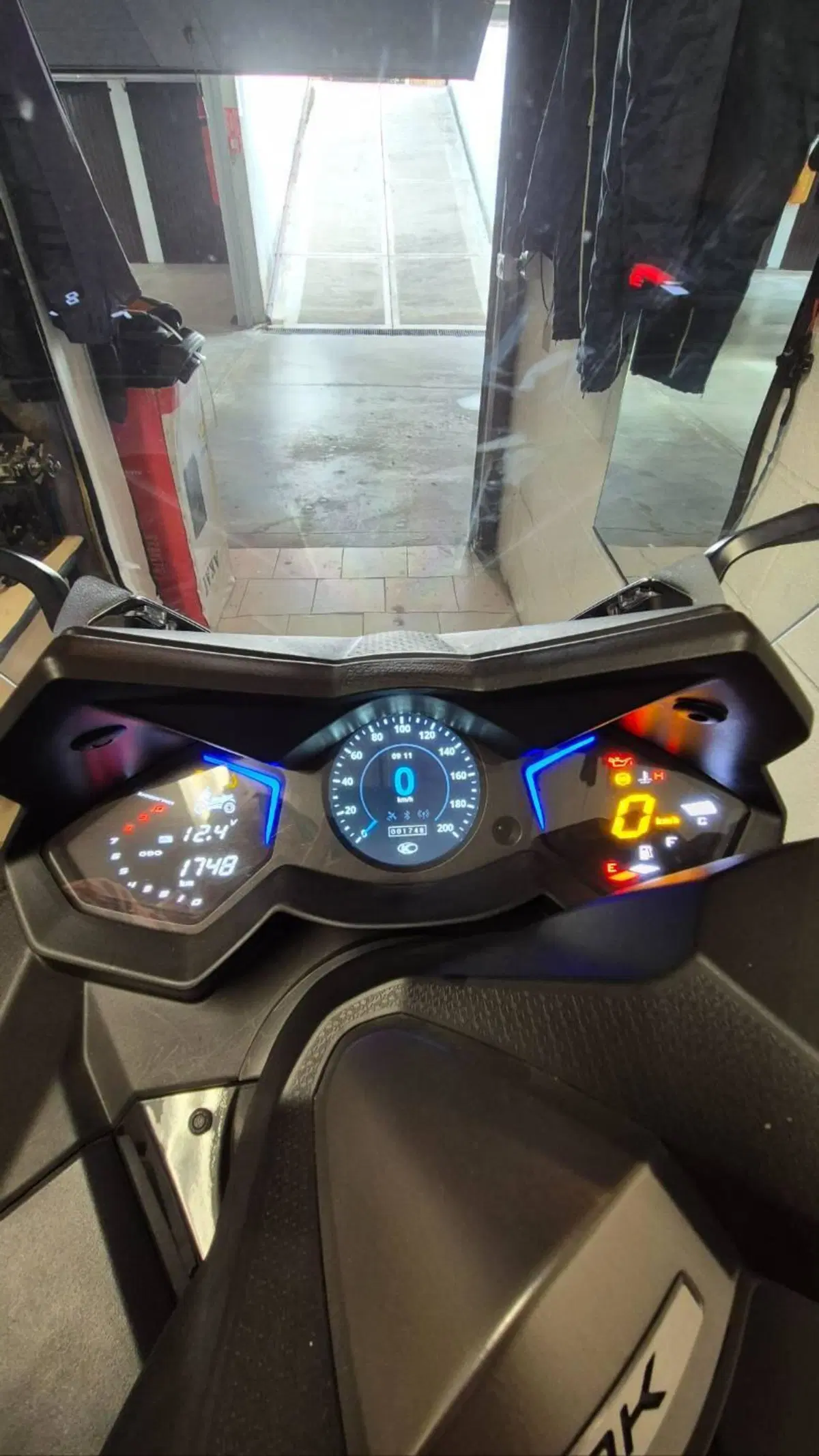 Kymco AK 550 (2020) (2)