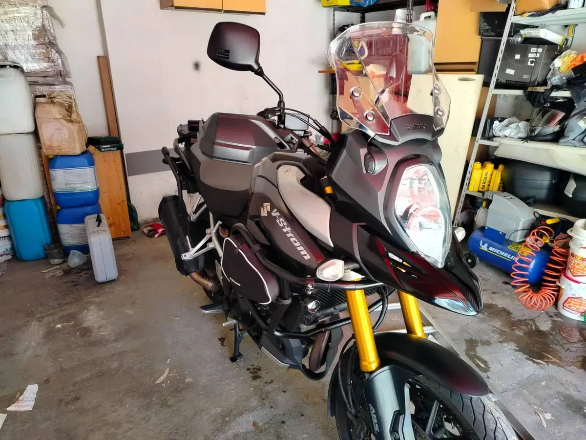 Suzuki V-Strom 1000 ABS No compromise LE (2015 - 17)