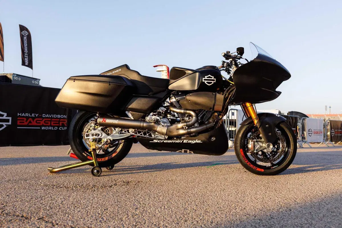 Harley-Davidson Bagger World Cup. Hey Jason, che razza di “bestia” è questa? (21)