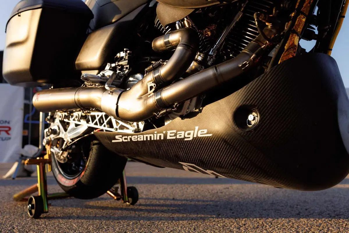 Harley-Davidson Bagger World Cup. Hey Jason, che razza di “bestia” è questa? (29)
