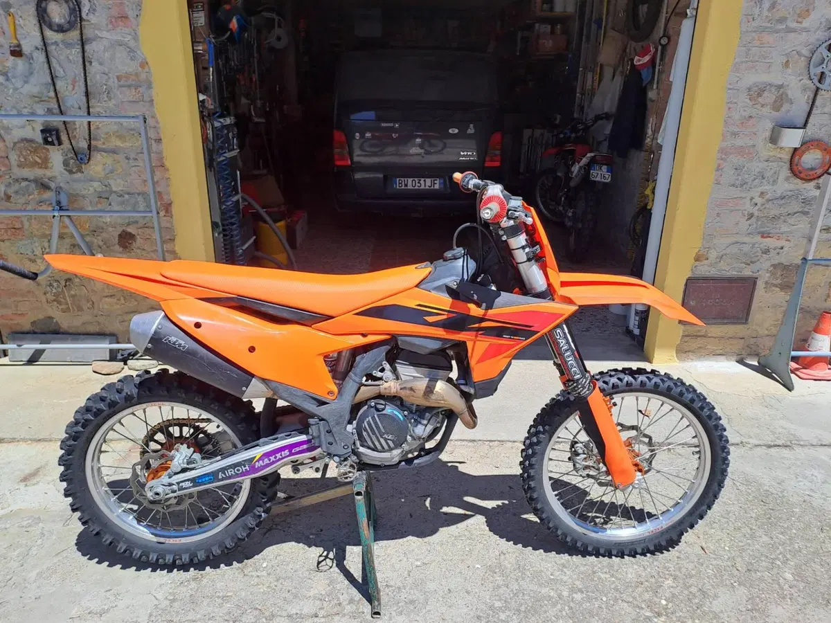KTM 250 SX-F (2025) (2)