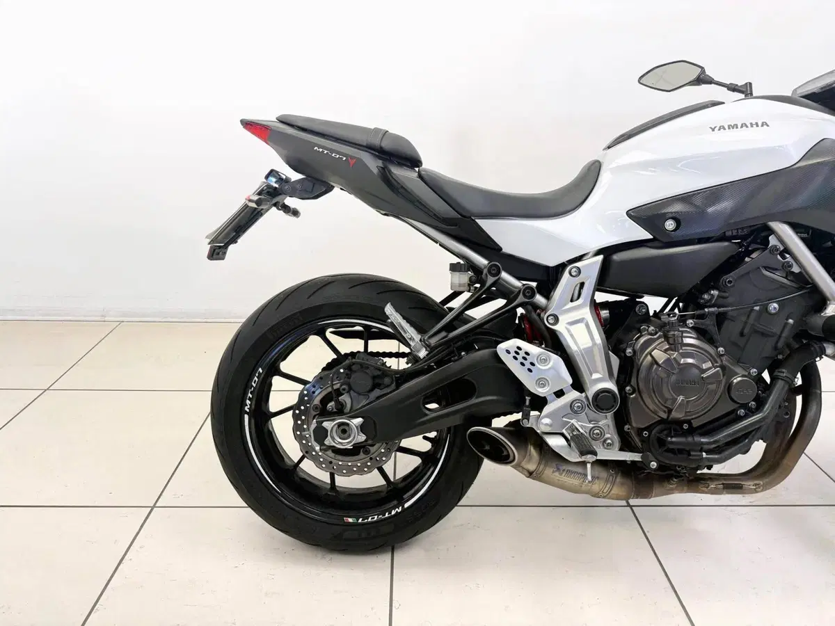 Yamaha MT-07 ABS (2014 - 16) (16)