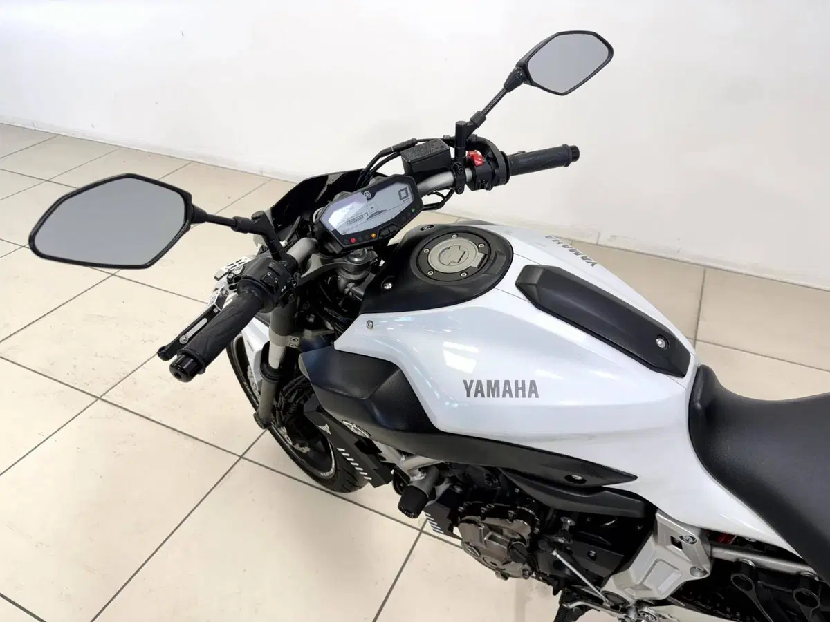 Yamaha MT-07 ABS (2014 - 16) (18)