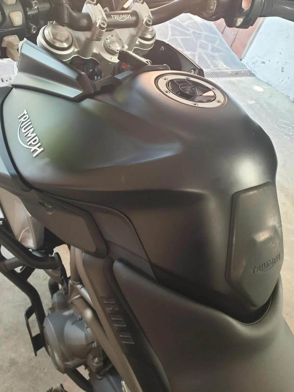 Triumph Tiger 800 XRx (2018 - 20) (3)