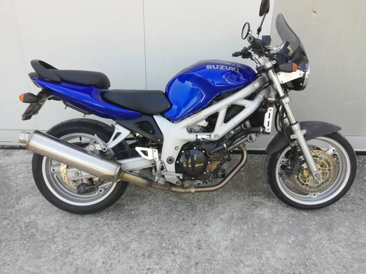 Suzuki SV 650 (1999 - 02) (2)
