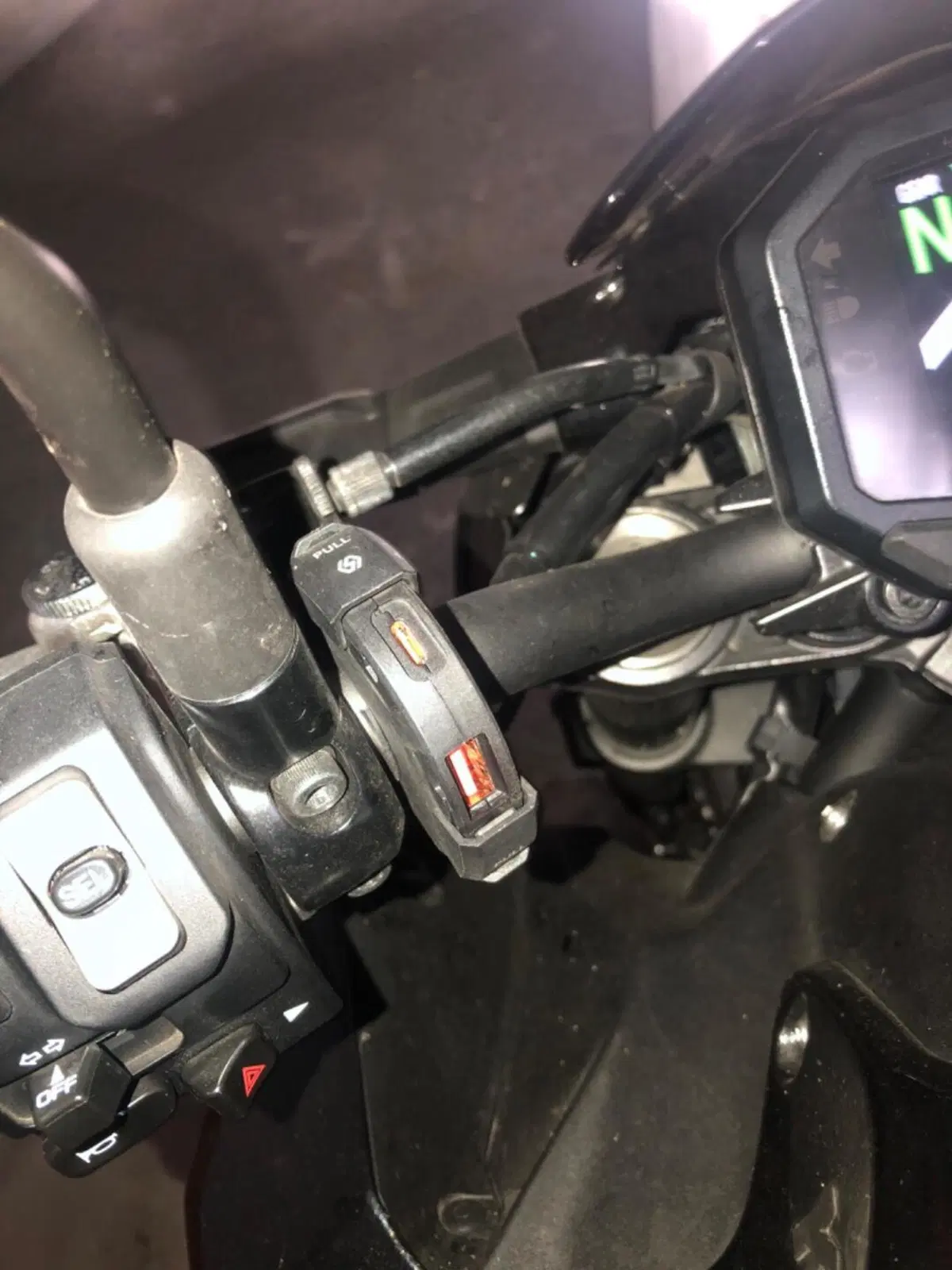 Kawasaki Z 900 (2021 - 24) (4)