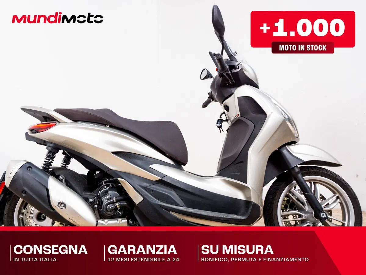 Piaggio Beverly 300 Hpe (2021)