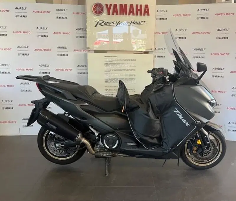 Yamaha T-Max 560 Tech Max (2021) (5)