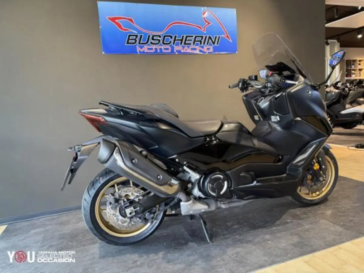 Yamaha T-Max 560 Tech Max (2022 - 24) (5)