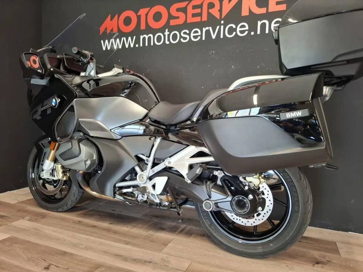 Bmw R 1250 RT (2021 - 25) (2)