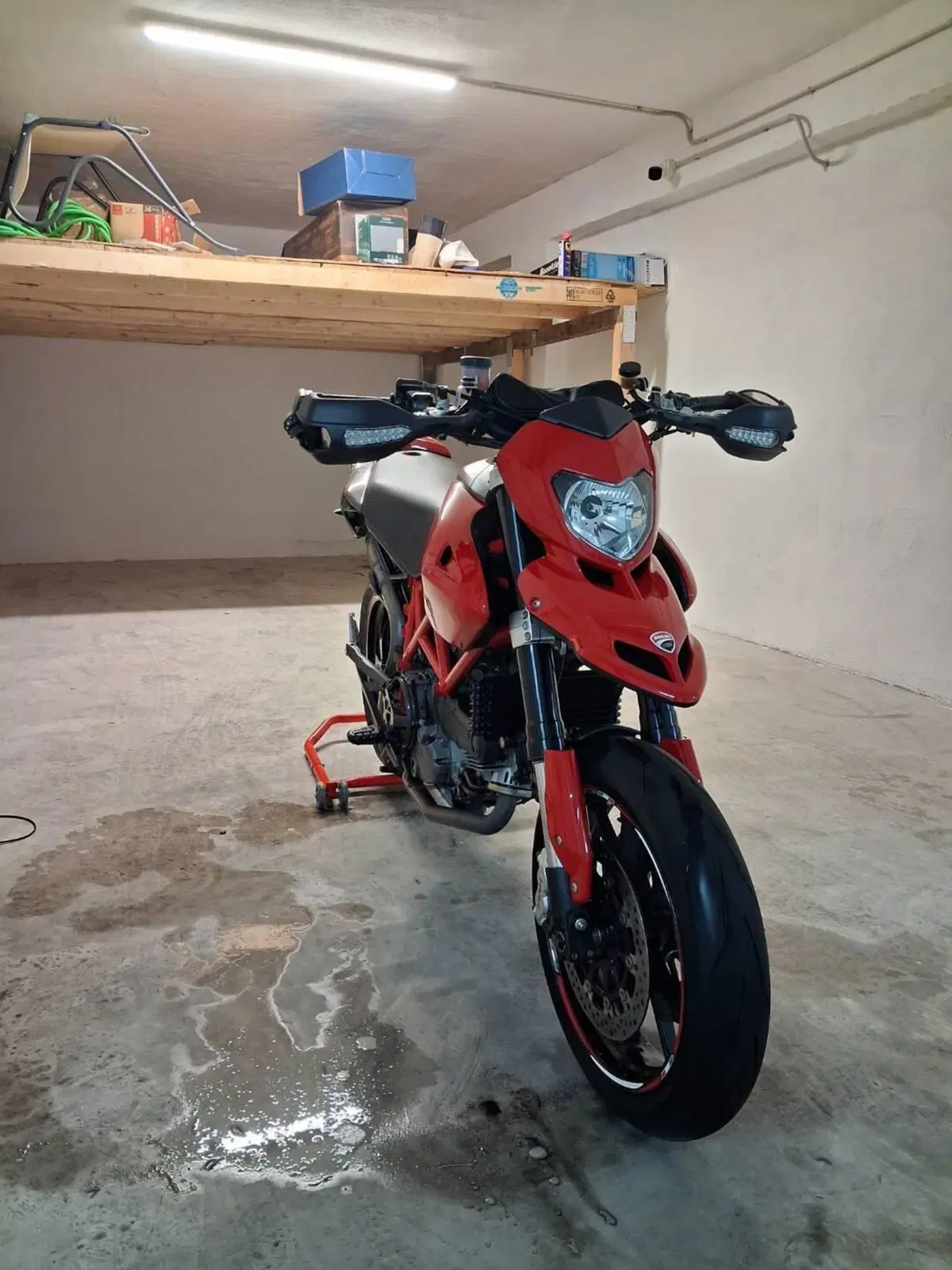 Ducati Hypermotard 1100 EVO (2010 - 12) (5)
