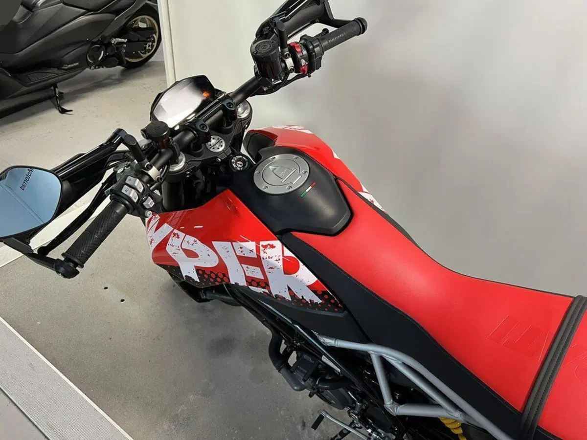 Ducati Hypermotard 950 RVE (2022 - 25) (6)