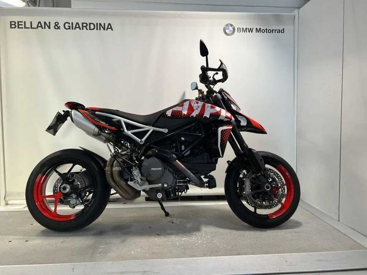 Ducati Hypermotard 950 RVE (2022 - 25) (15)