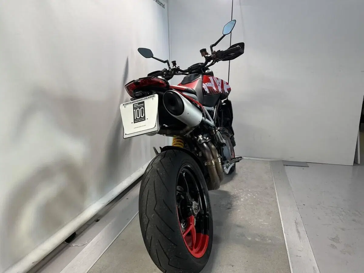 Ducati Hypermotard 950 RVE (2022 - 25) (12)