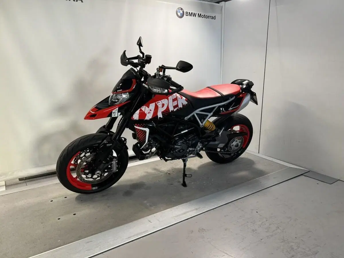 Ducati Hypermotard 950 RVE (2022 - 25) (3)
