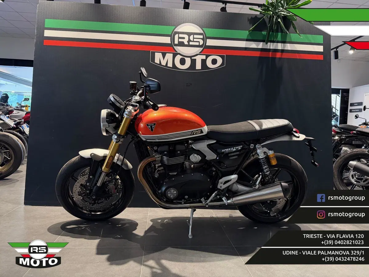 Triumph Speed Twin 1200 RS (2025 - 26) (2)