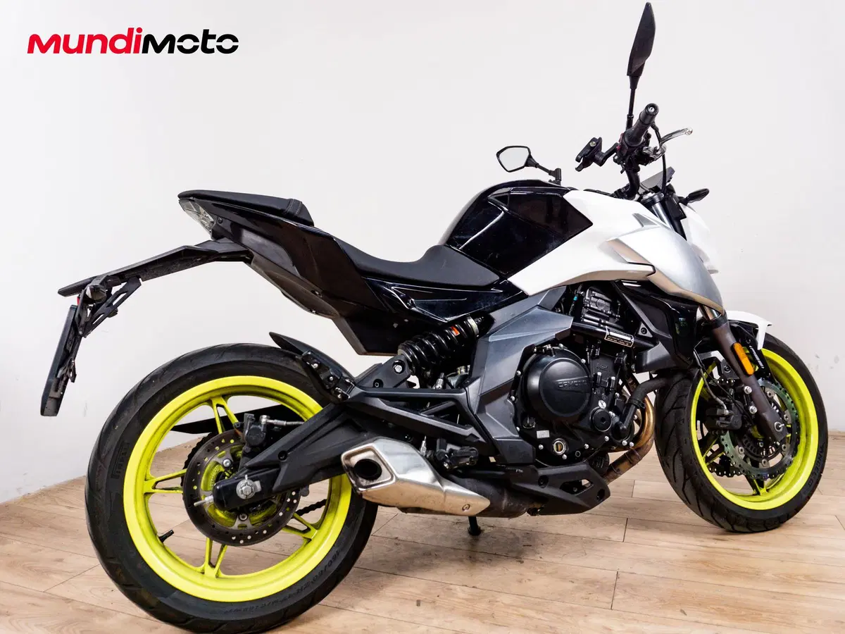 CFMOTO 650GT (2021 - 26) (3)