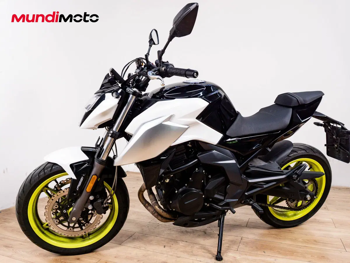 CFMOTO 650GT (2021 - 26) (8)