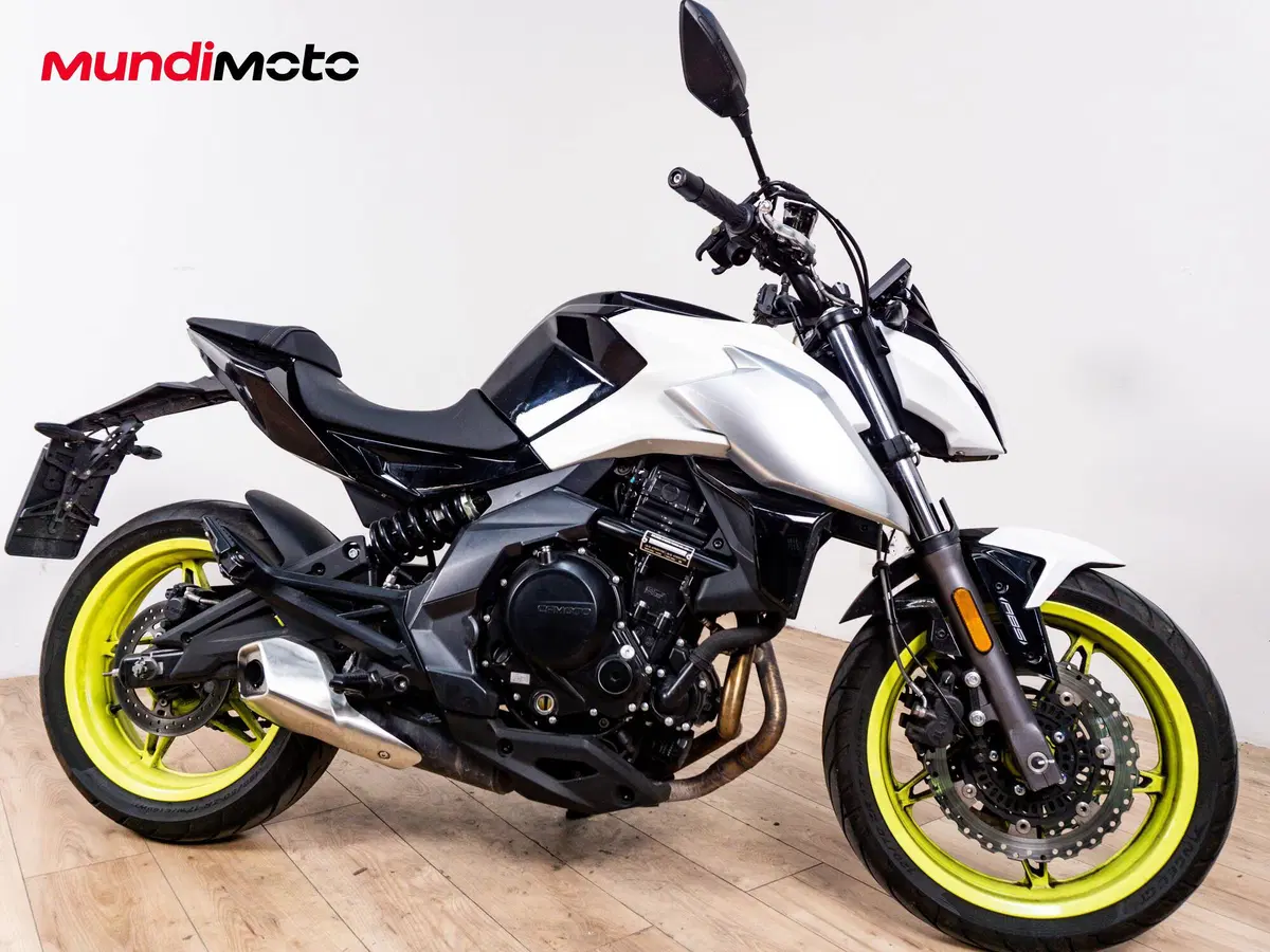 CFMOTO 650GT (2021 - 26) (2)