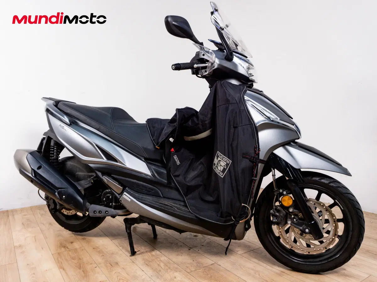 Kymco Agility 300i (2020) (2)