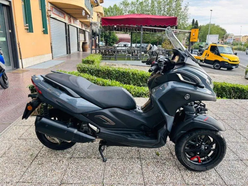 Yamaha Tricity 300 (2021 - 24) (6)