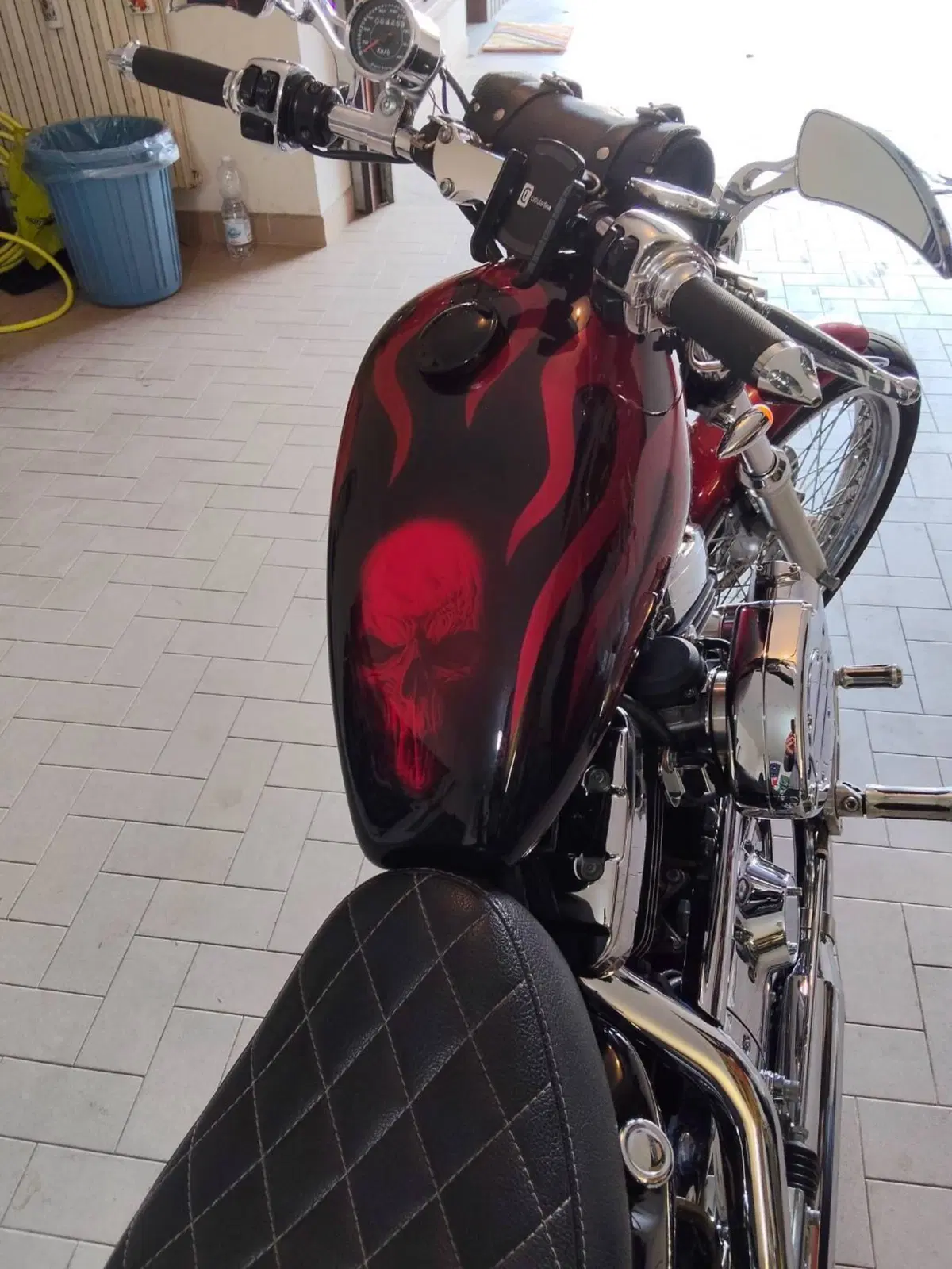 Harley-Davidson 1200 Custom (1995 - 00) - XL 1200C (2)