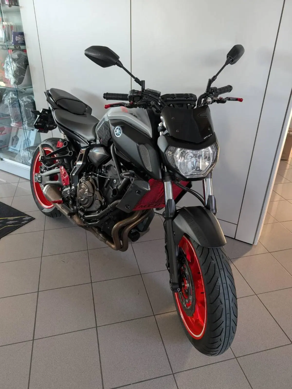 Yamaha MT-07 (2018 - 20) (4)