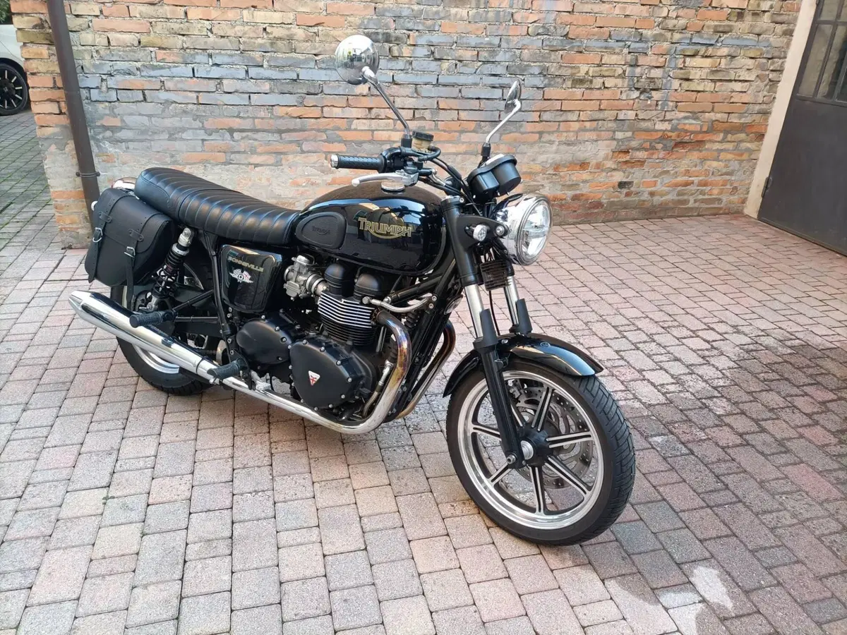 Triumph Bonneville T100 (2008 - 16) (4)