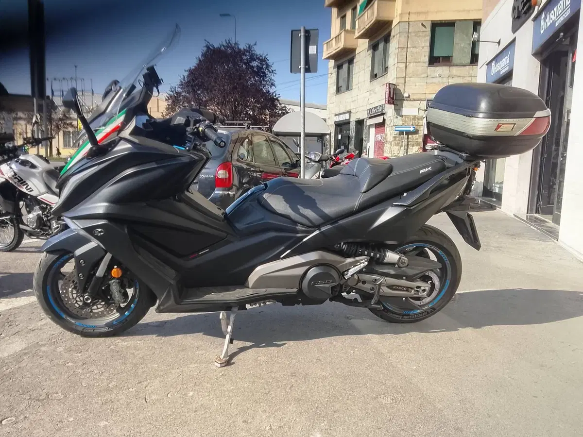 Kymco AK 550 ETS (2021 - 26)