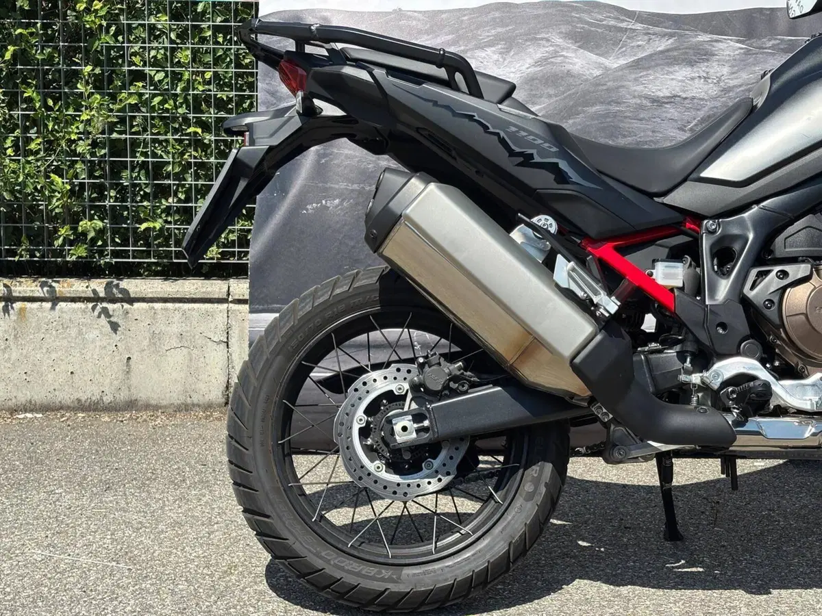 Honda Africa Twin CRF 1100L (2024 - 26) (9)