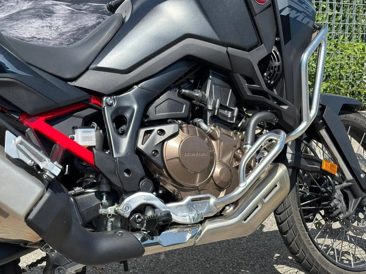 Honda Africa Twin CRF 1100L (2024 - 26) (3)