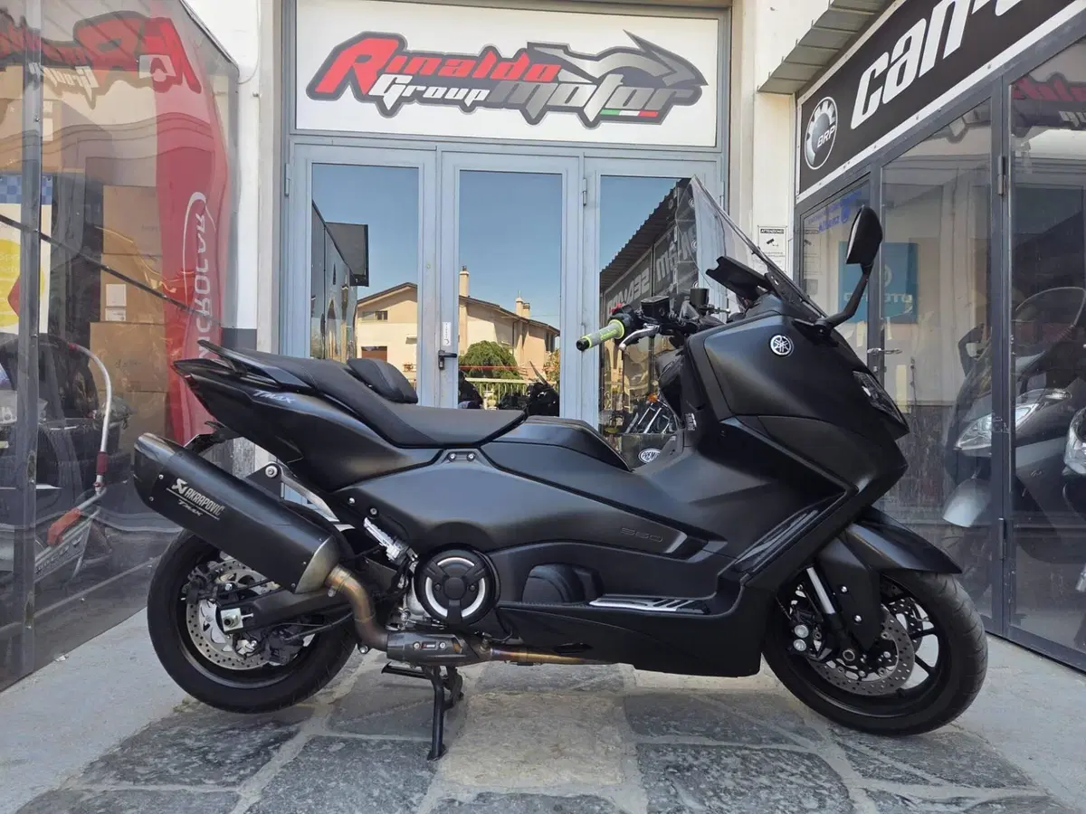 Yamaha T-Max 560 (2022 - 24)