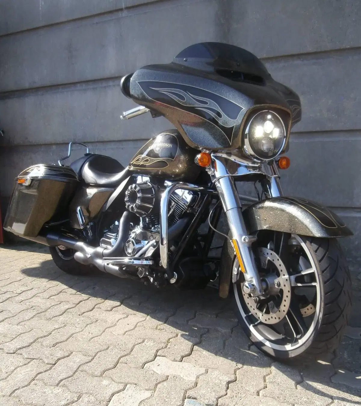 Harley-Davidson 1690 Street Glide Special (2014 - 16) - FLHX (3)