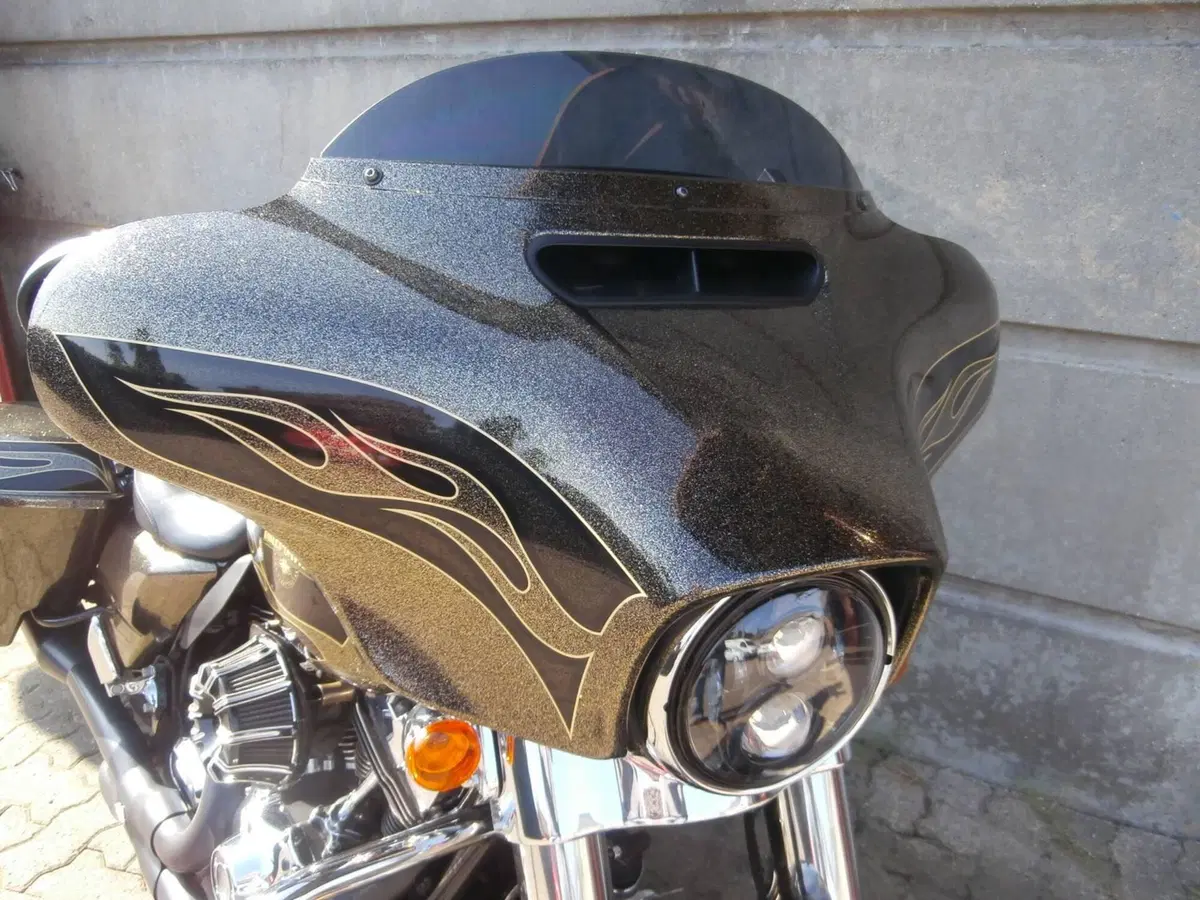 Harley-Davidson 1690 Street Glide Special (2014 - 16) - FLHX (13)