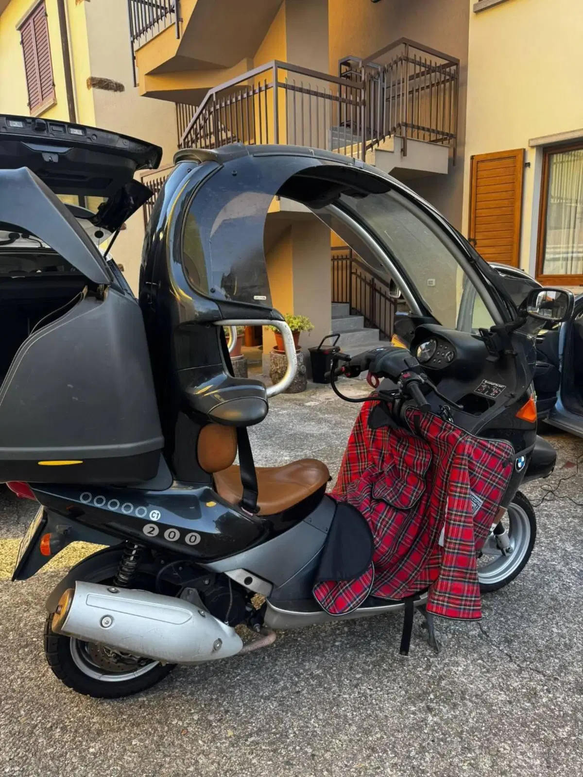 Bmw C1 200 Executive (2)