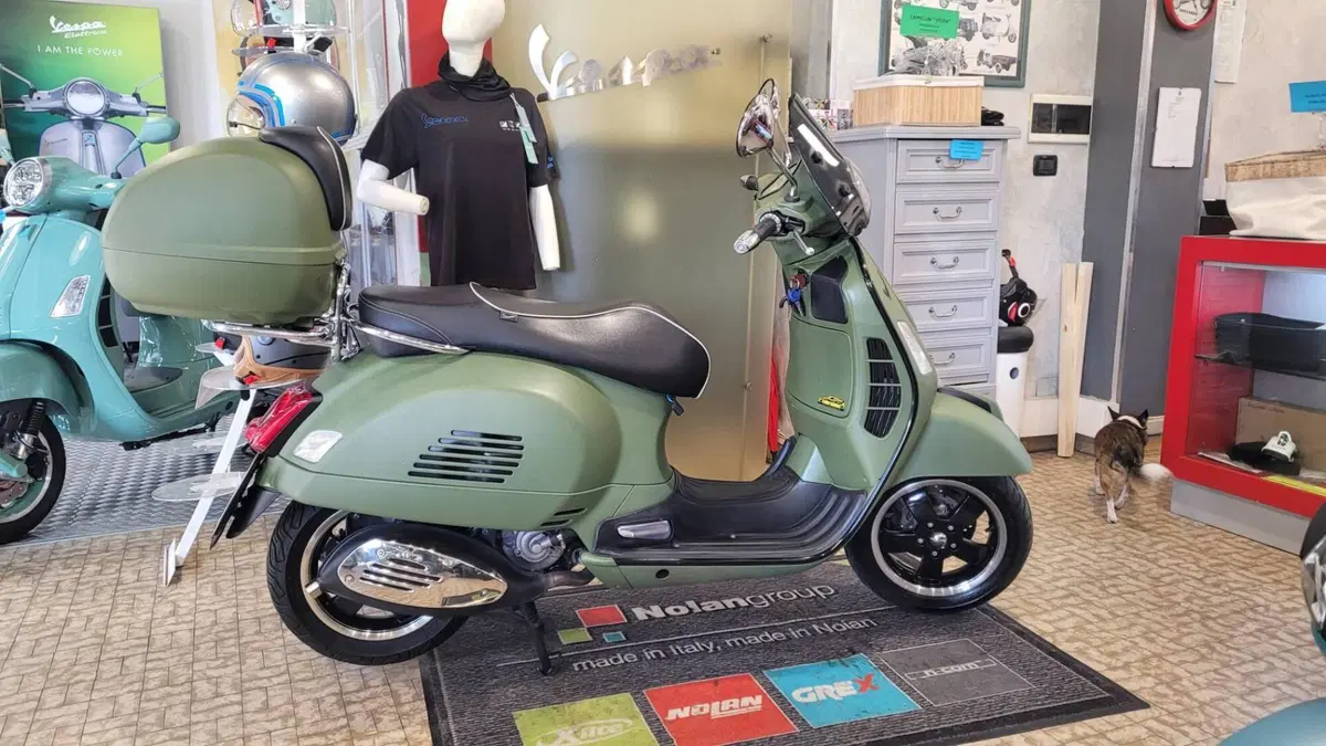 Vespa GTS 300 ABS (2014 - 16)
