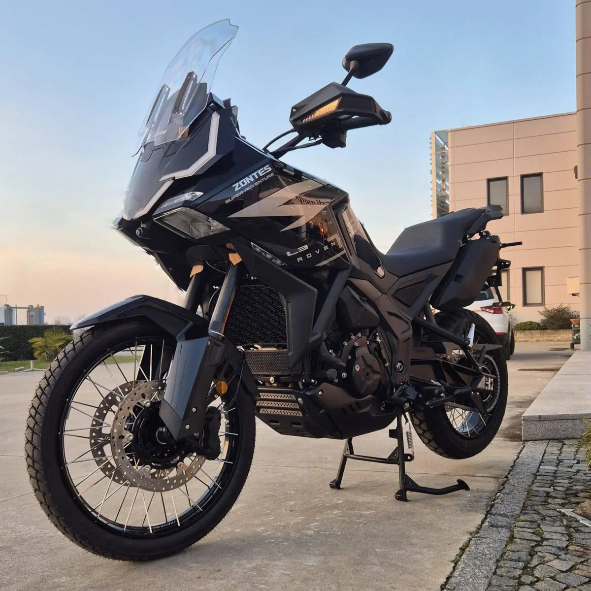 Zontes ZT703-F (2025 - 26) (4)