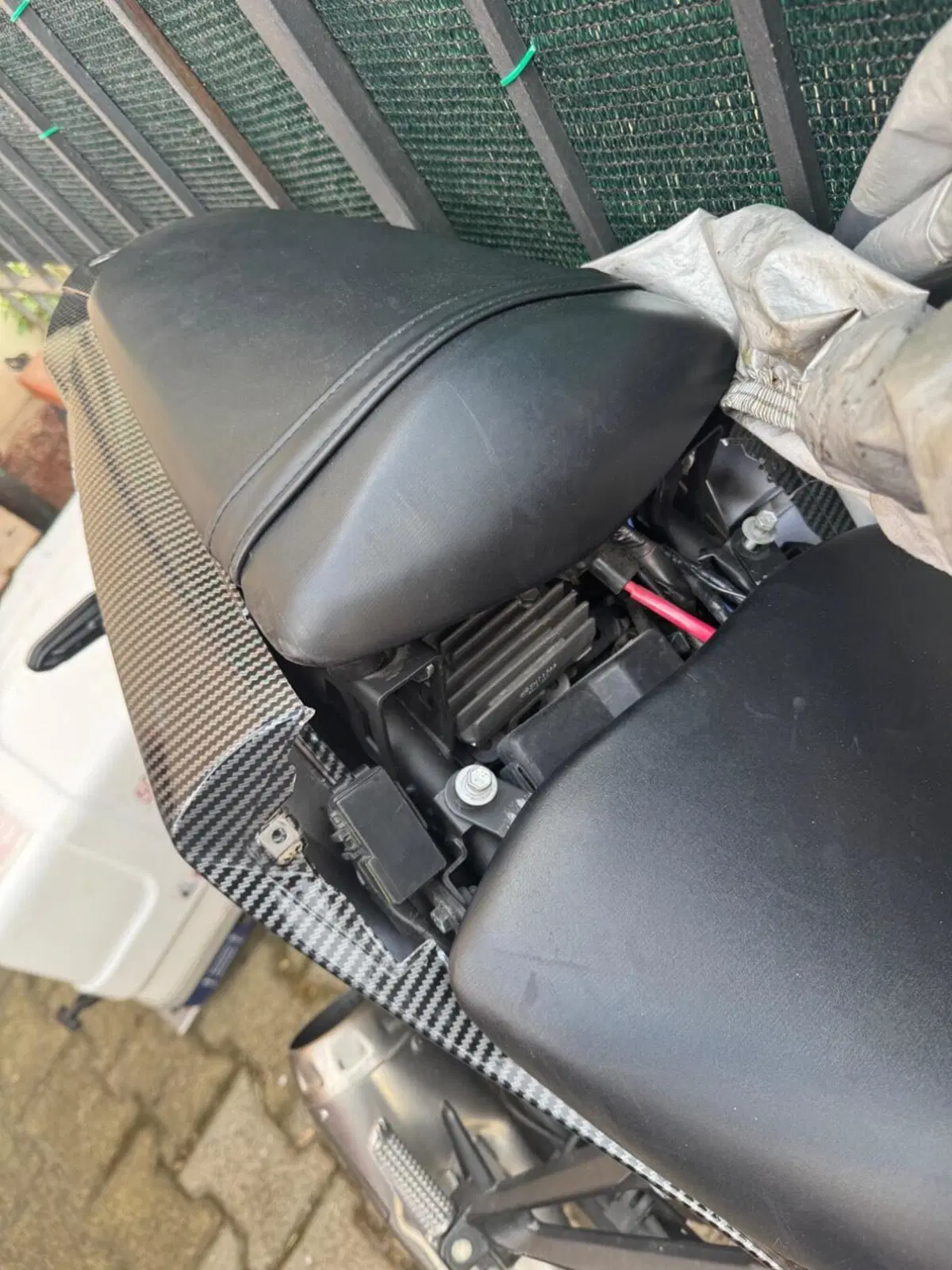 Yamaha YZF R3 (2021 - 24) (8)
