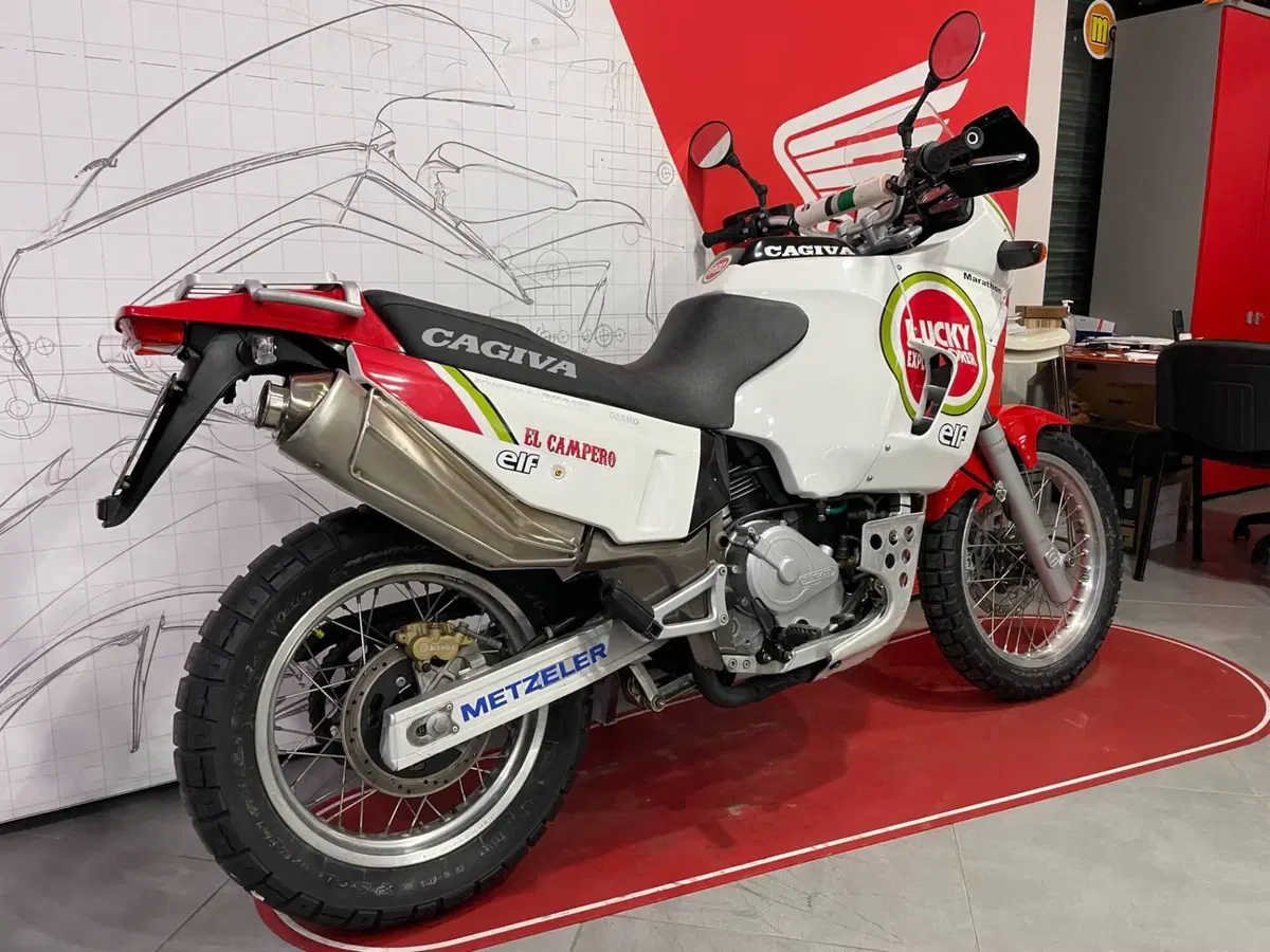 Cagiva 750 LUCKY EXPLORER (6)