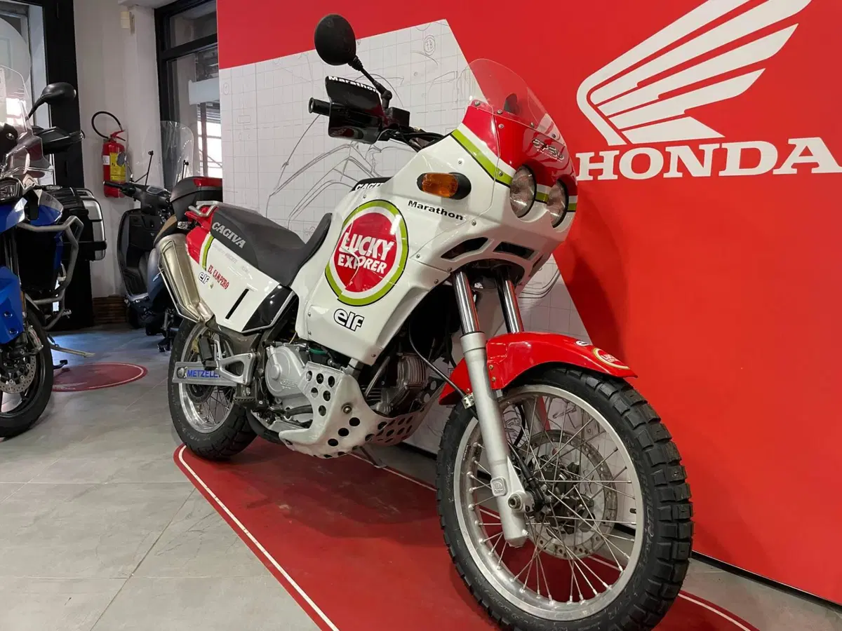 Cagiva 750 LUCKY EXPLORER (7)