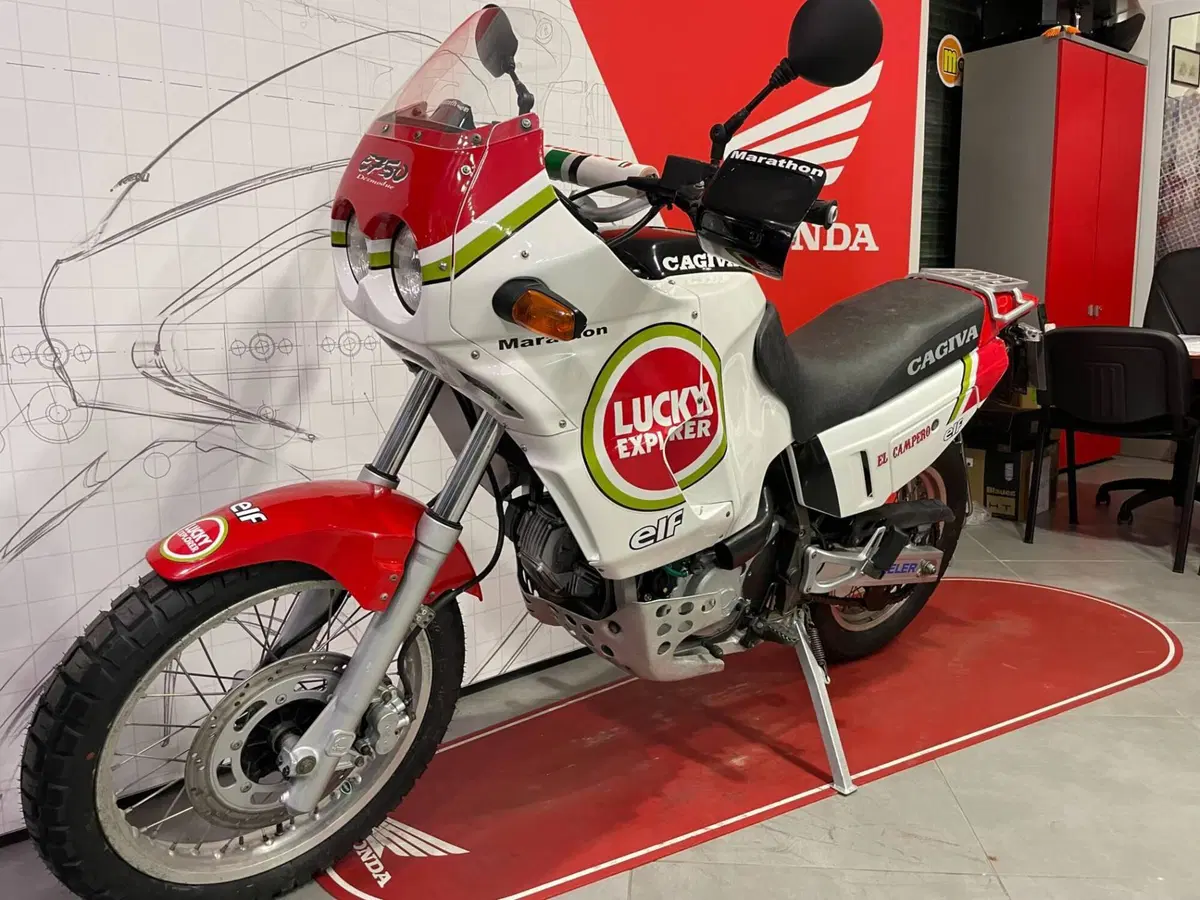 Cagiva 750 LUCKY EXPLORER (3)