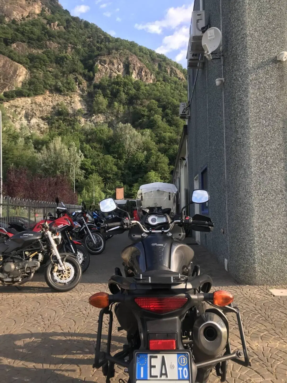 Suzuki V-Strom 650 ABS (2011 - 17) (4)