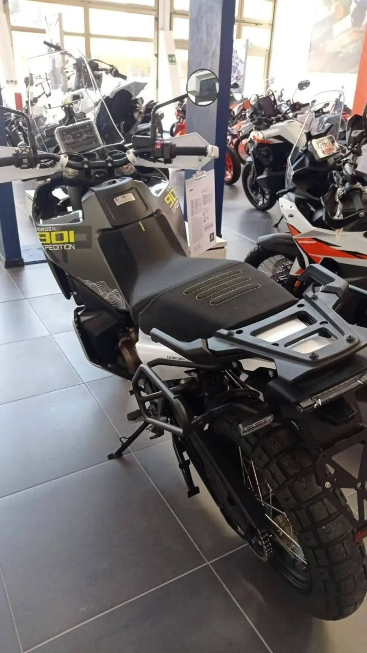 Husqvarna Norden 901 Expedition (2025 - 26) (3)