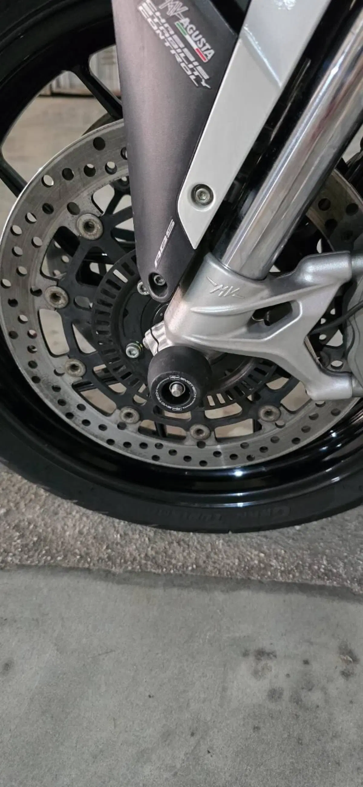 MV Agusta Turismo Veloce 800 Lusso (2014 - 16) (15)